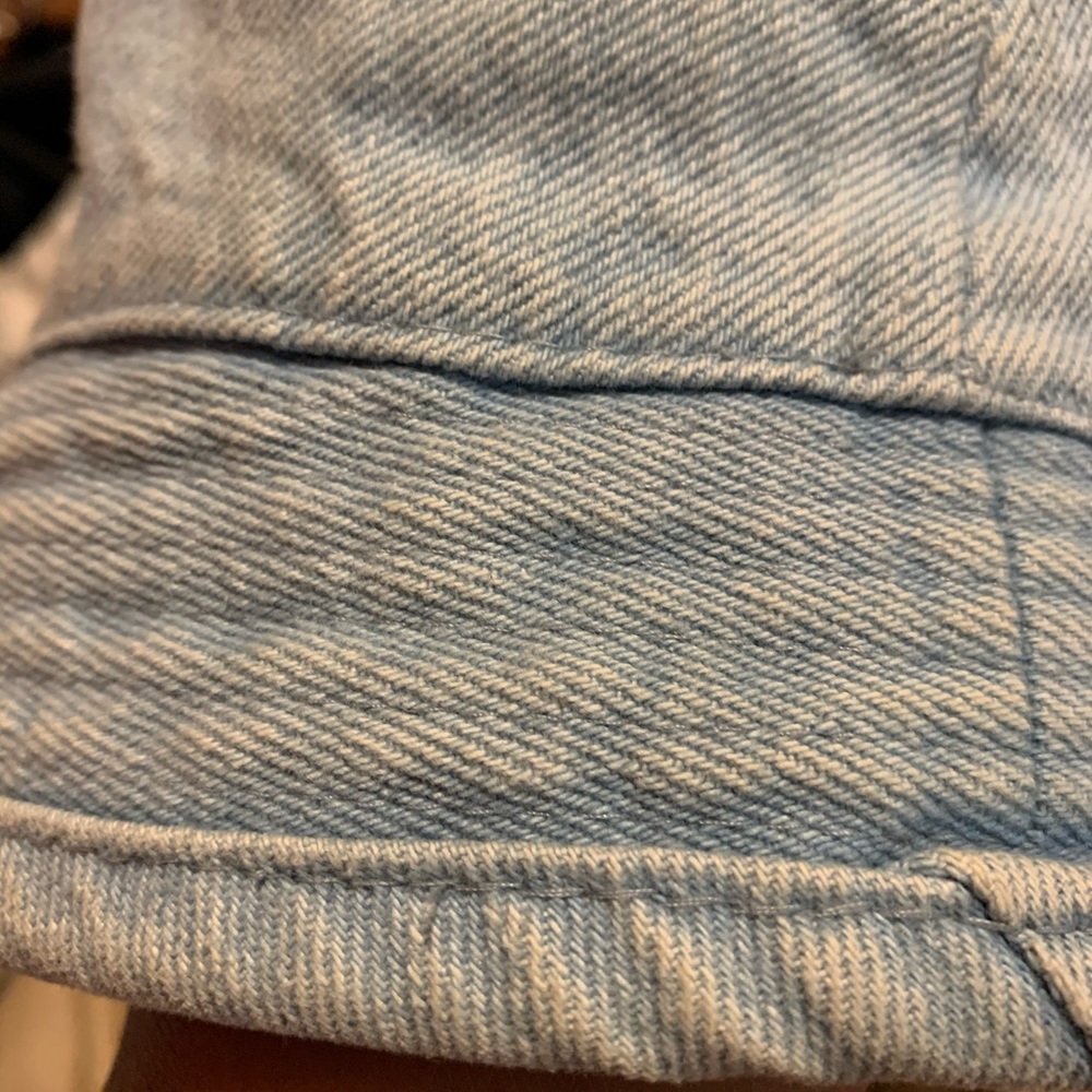 bucket hat - Picture 3 of 5